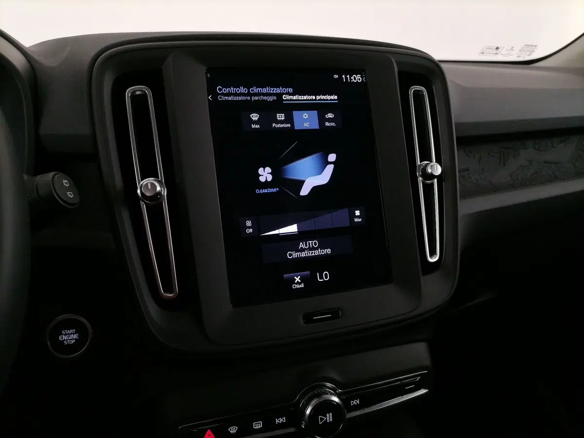 Volvo XC40 usata a Roma (15)