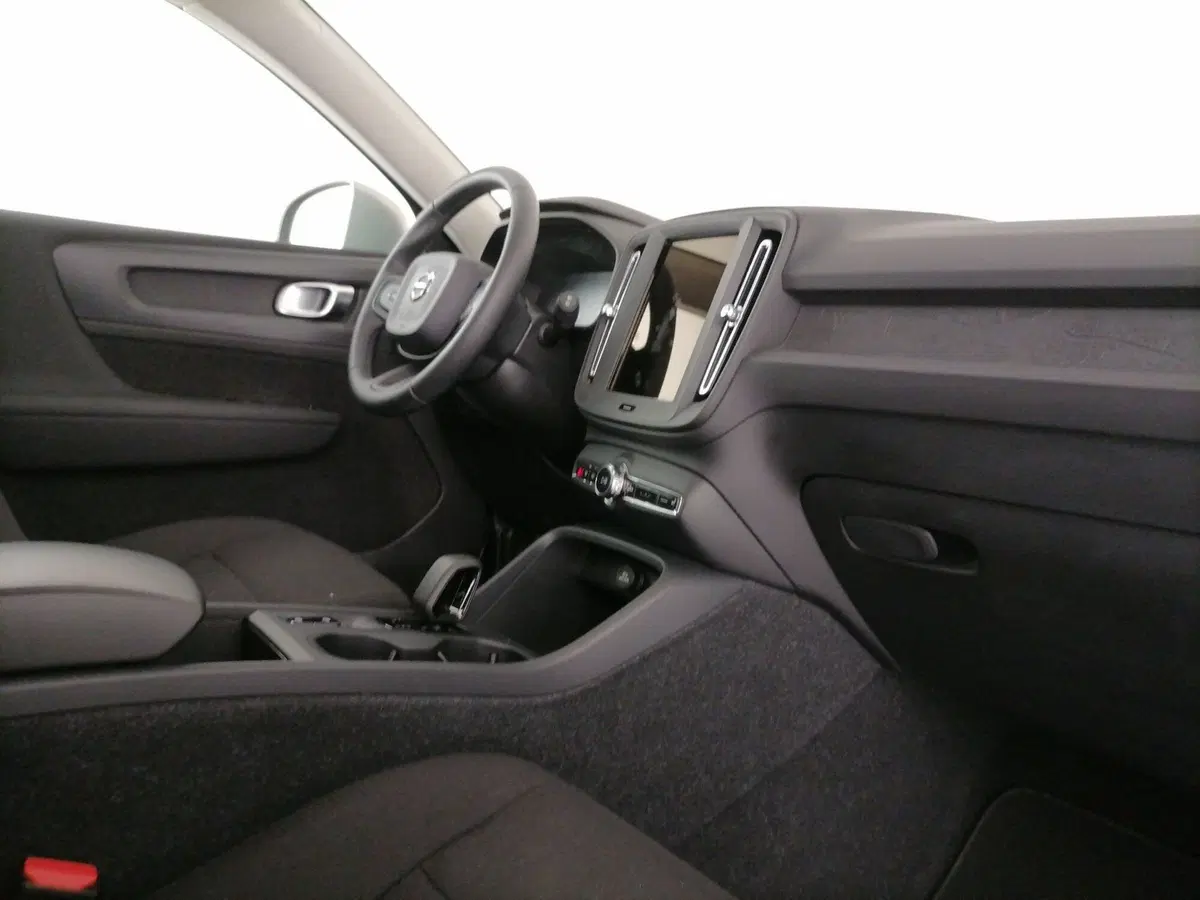 Volvo XC40 usata a Roma (7)