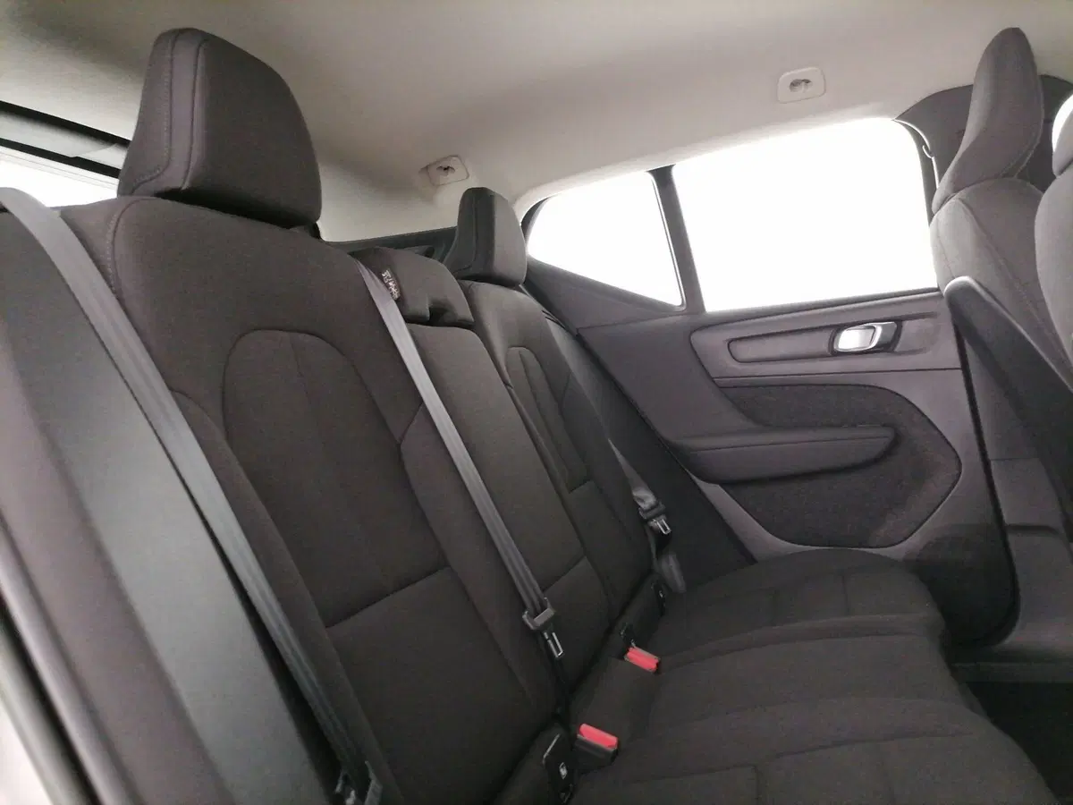 Volvo XC40 usata a Roma (8)