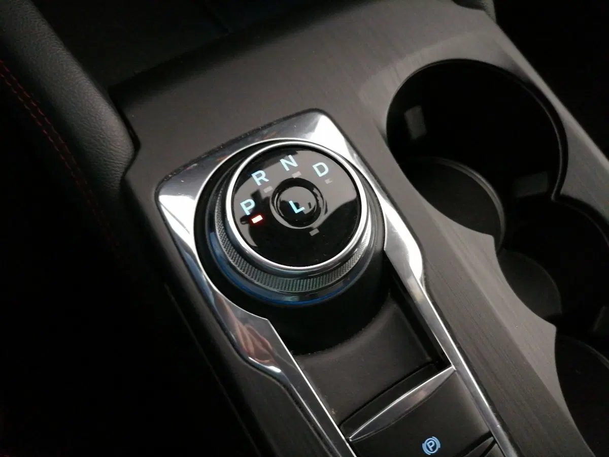 Ford Kuga usata a Roma (14)