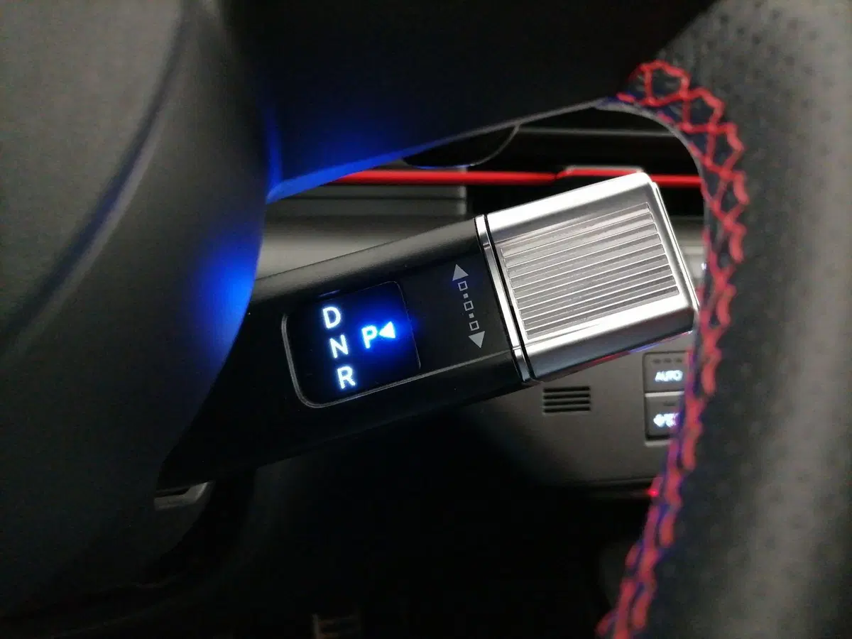 Hyundai Kona usata a Roma (14)