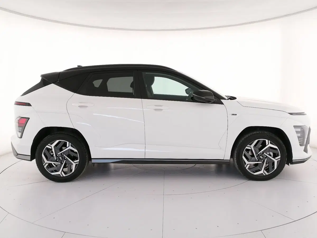 Hyundai Kona usata a Roma (3)