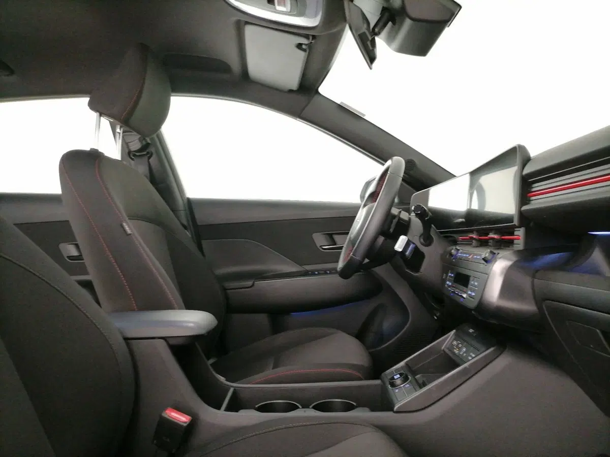Hyundai Kona usata a Roma (6)