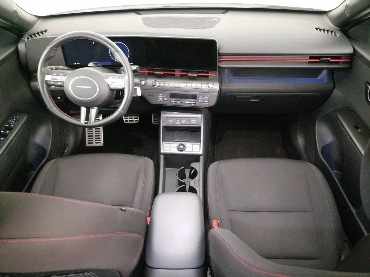 Hyundai Kona usata a Roma (9)