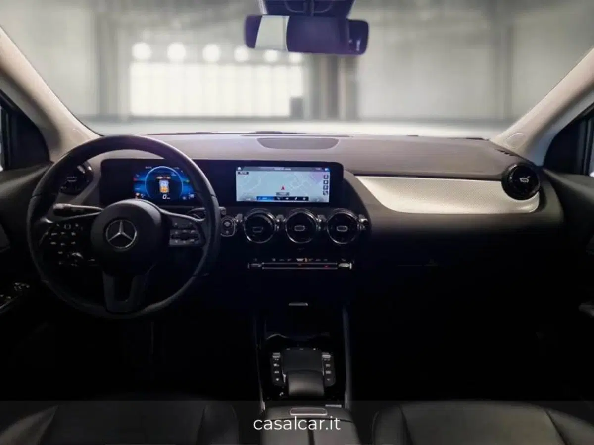 Mercedes-Benz GLA SUV usata a Salerno (7)