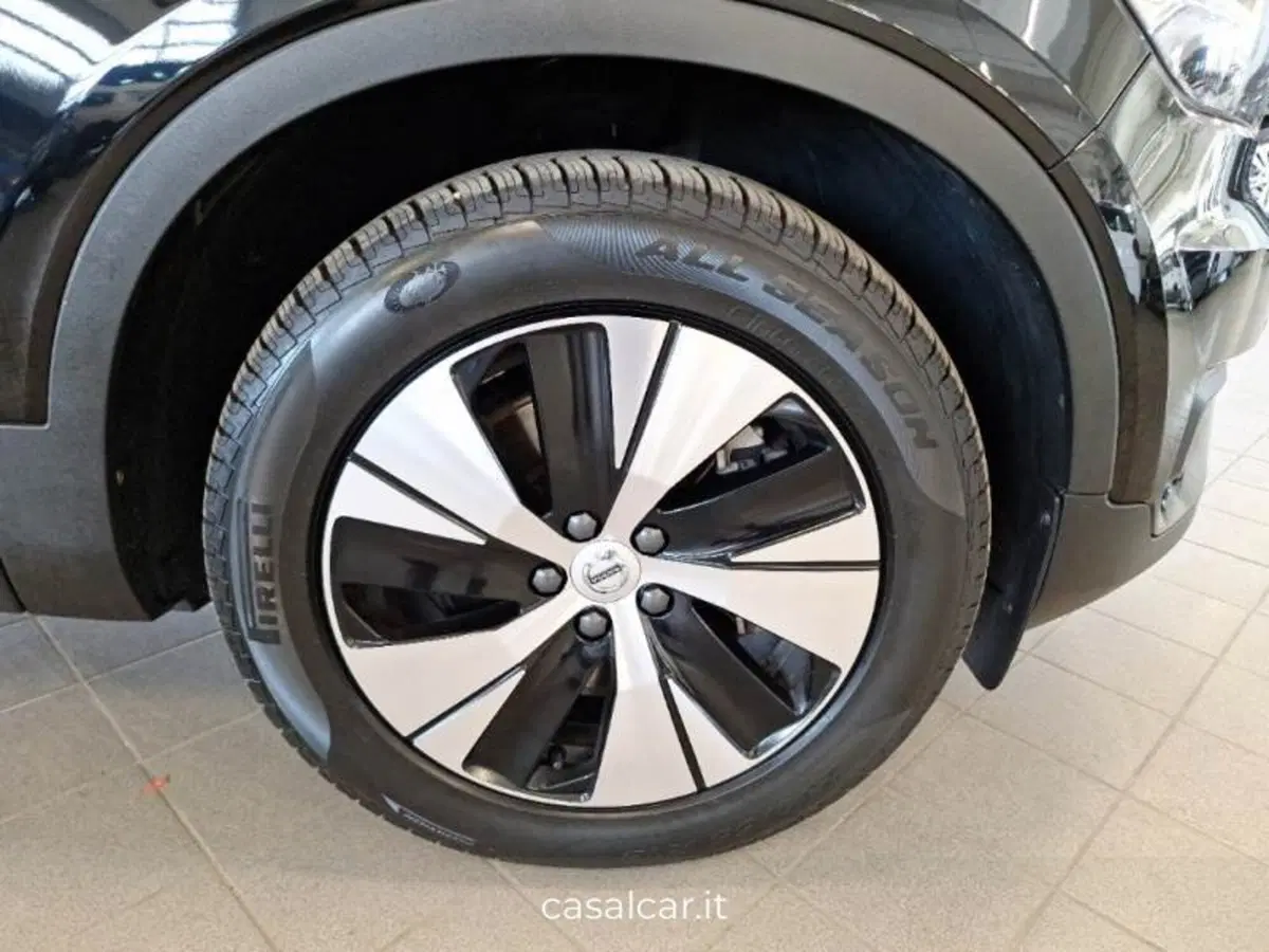 Volvo XC40 usata a Salerno (16)