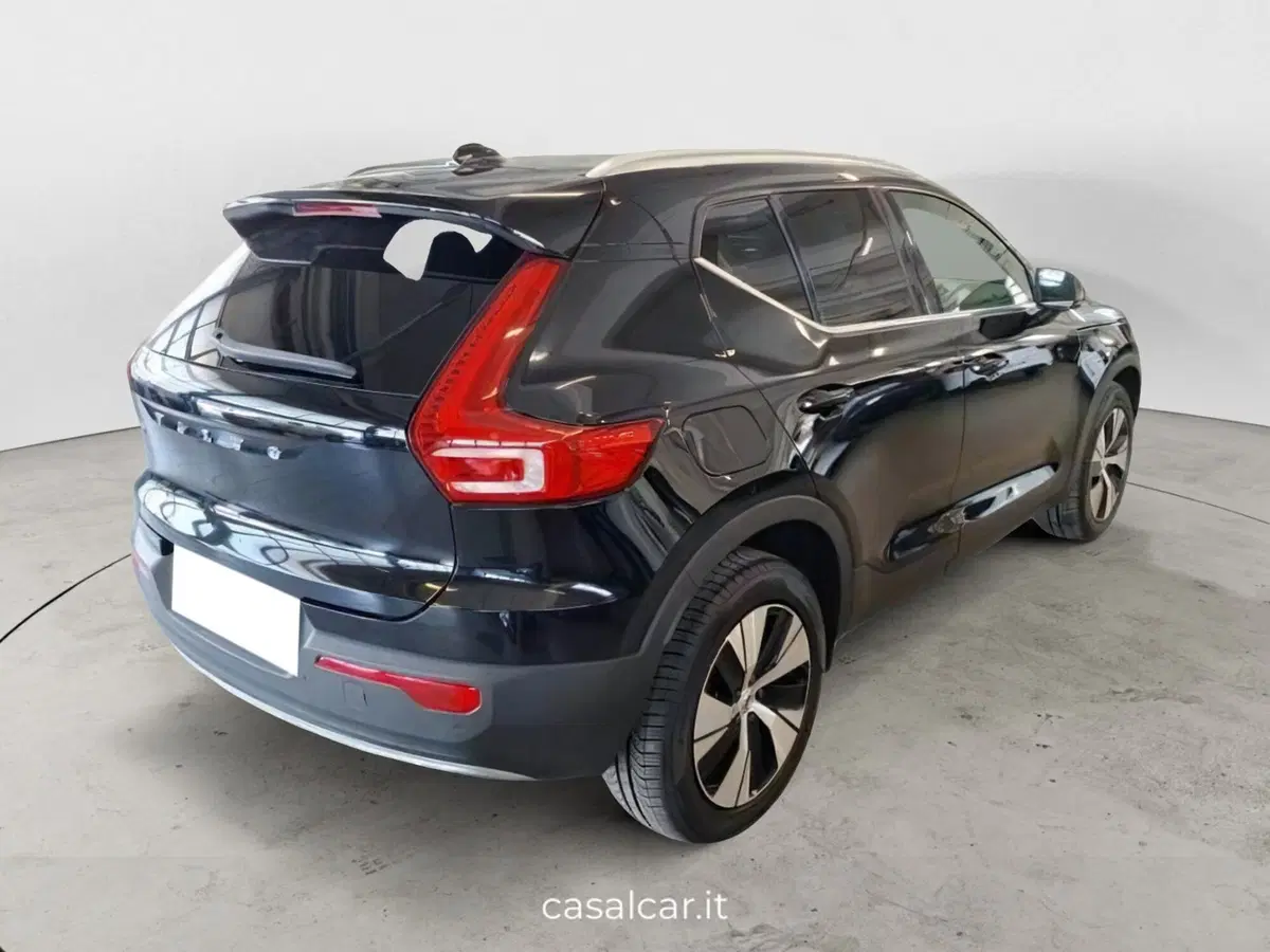 Volvo XC40 usata a Salerno (4)