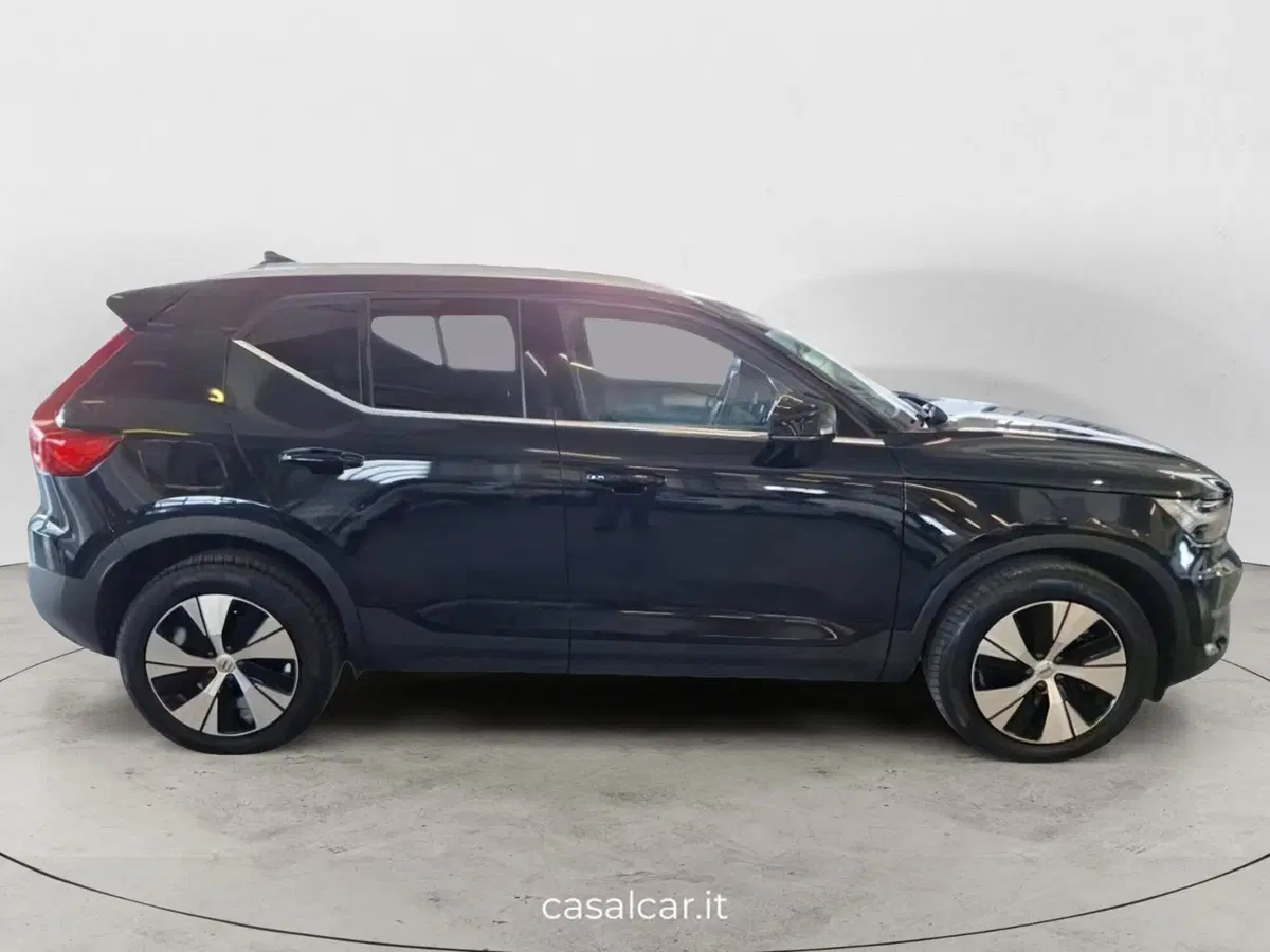 Volvo XC40 usata a Salerno (6)