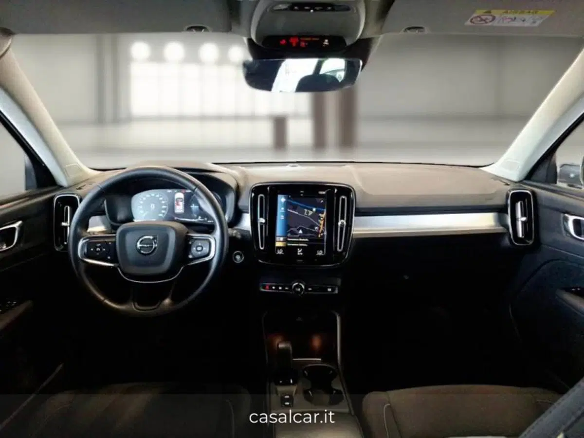 Volvo XC40 usata a Salerno (8)