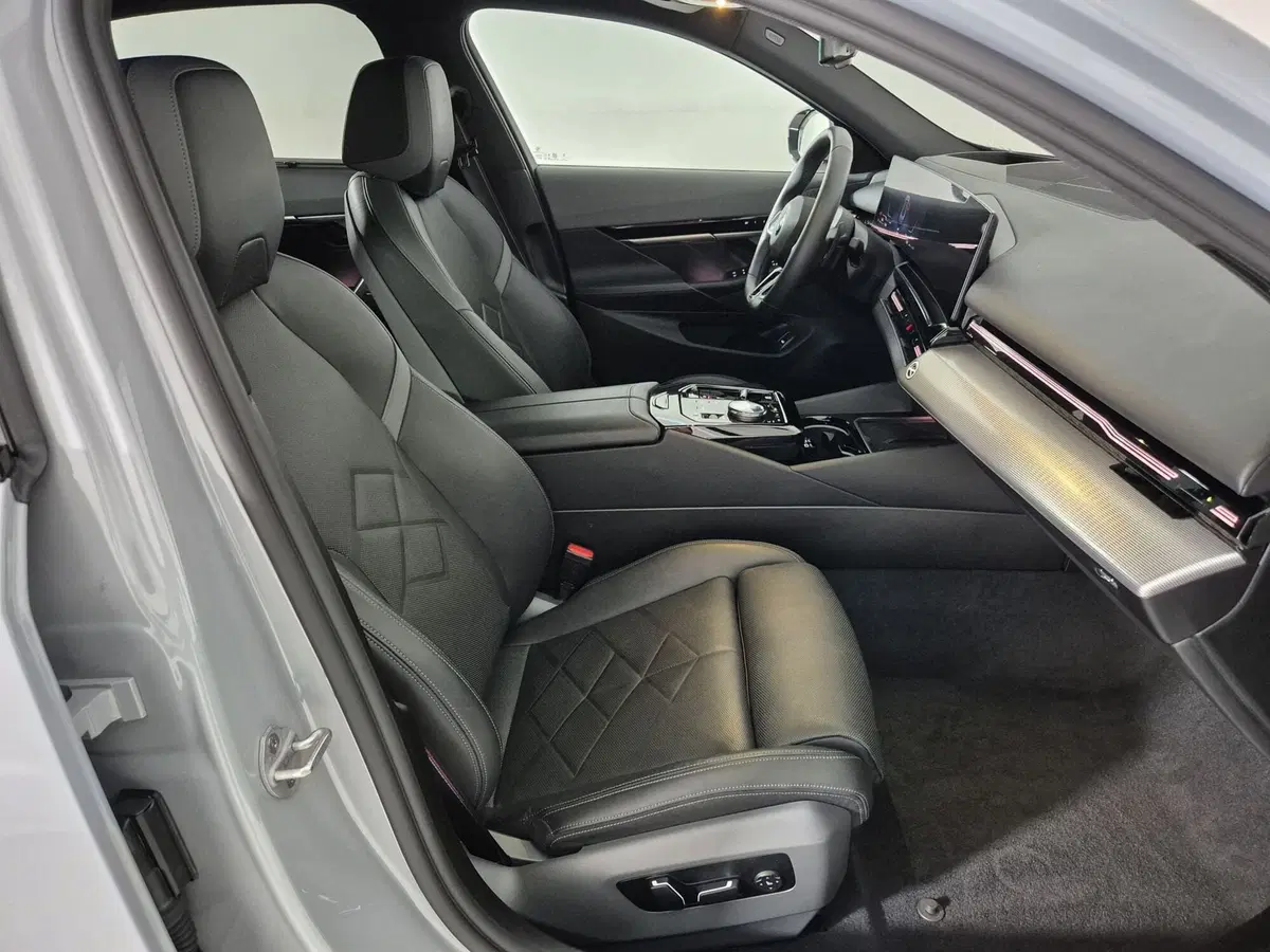 BMW Serie 5 usata a Torino (10)