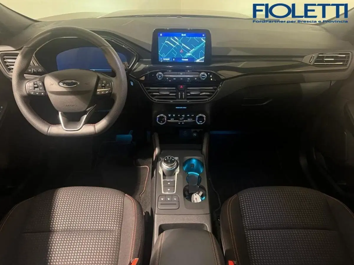 Ford Kuga nuova a Brescia (6)