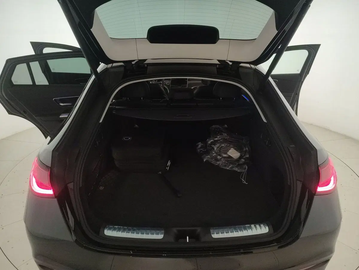 Mercedes-Benz GLC Coupé nuova a Alessandria (11)