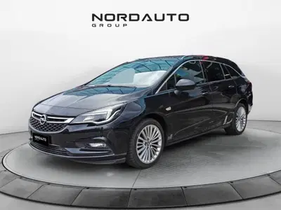 Opel Astra Station Wagon 1.6 CDTi 110CV Start&Stop Sports Innovation del 2016 usata a San Fior