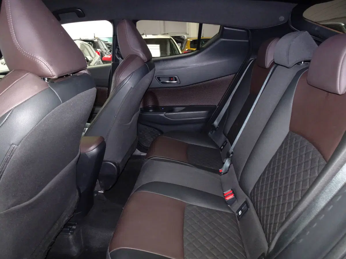 Toyota Toyota C-HR usata a Treviso (10)