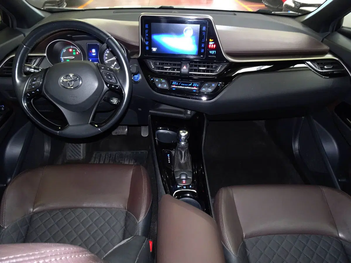 Toyota Toyota C-HR usata a Treviso (12)