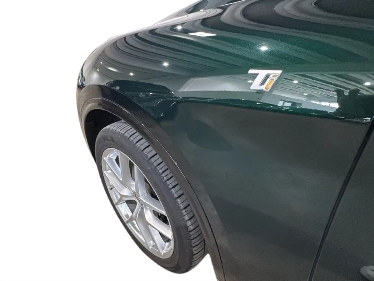 Alfa Romeo Stelvio usata a Agrigento (12)