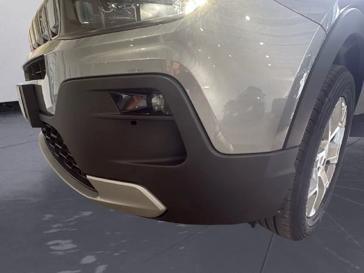 Jeep Avenger nuova a Agrigento (15)
