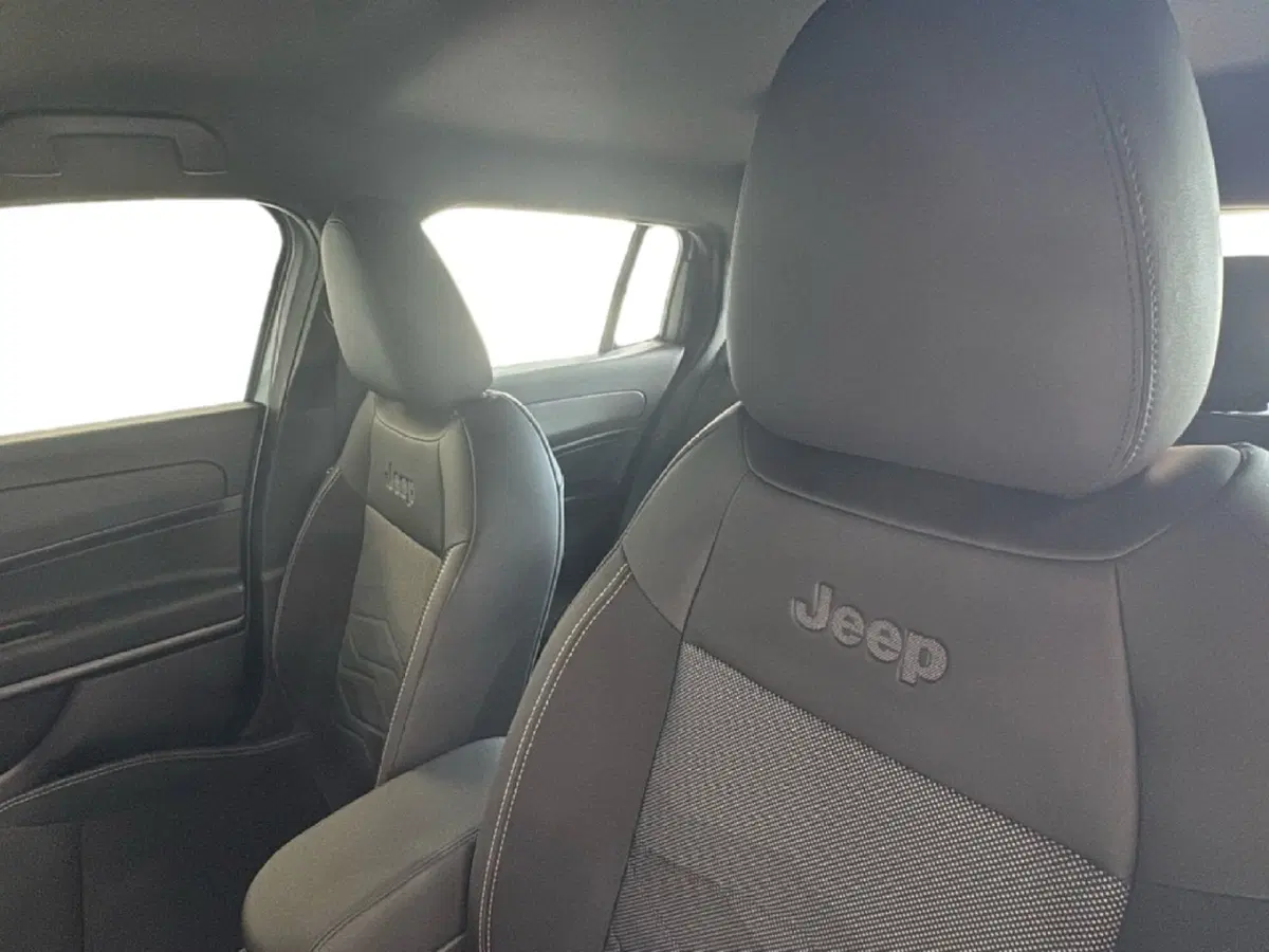 Jeep Avenger nuova a Agrigento (16)