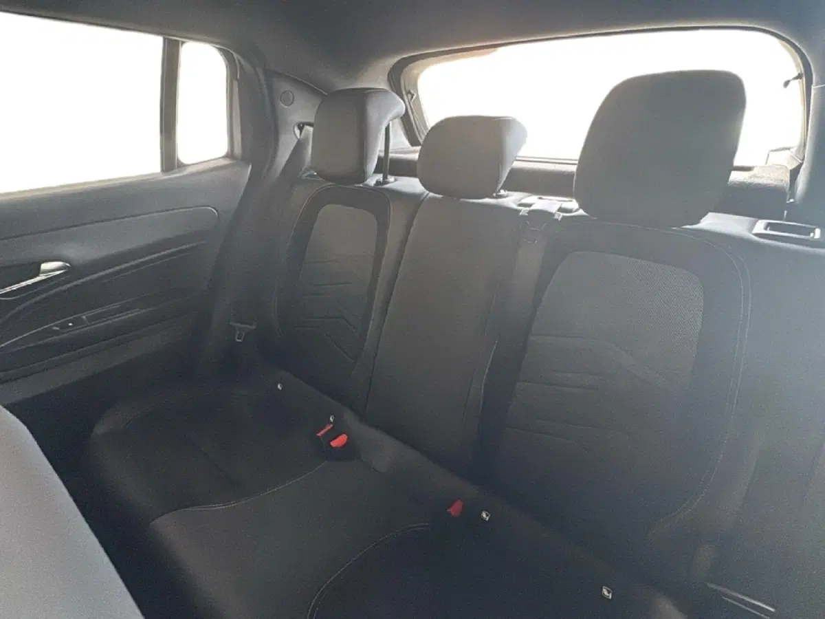 Jeep Avenger nuova a Agrigento (19)