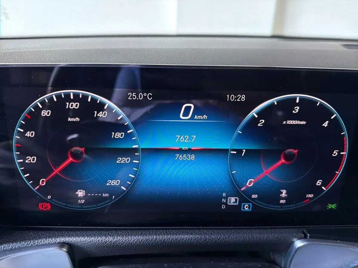 Mercedes-Benz GLB usata a Bergamo (13)