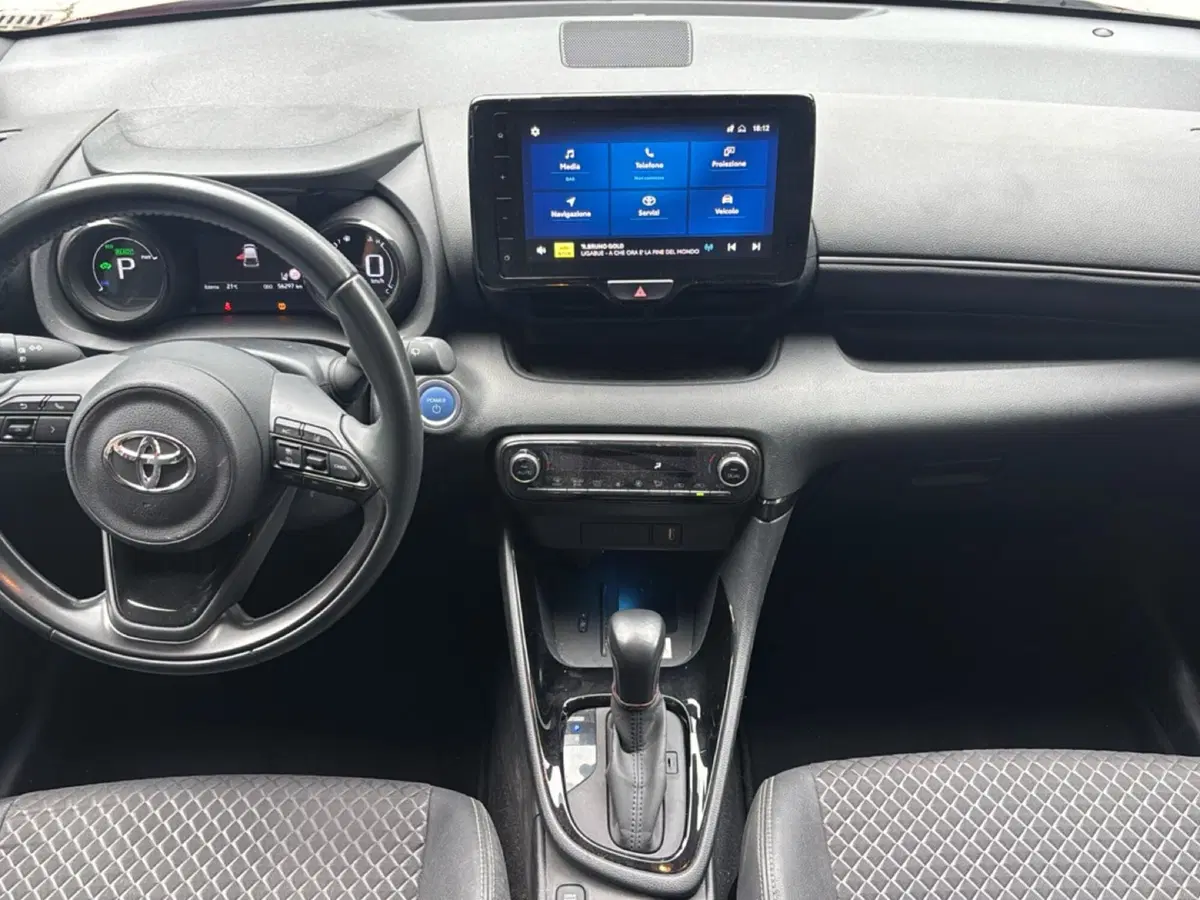 Toyota Yaris usata a Bologna (10)