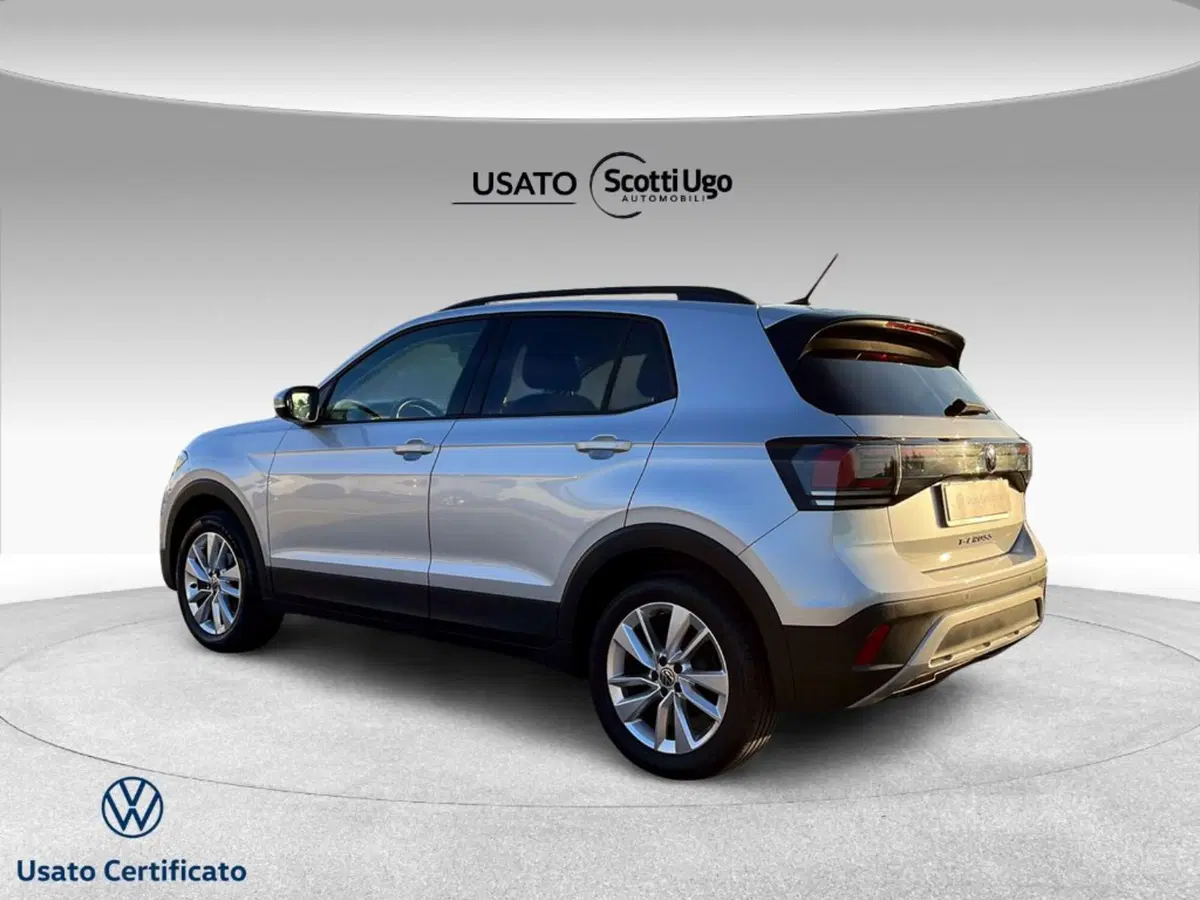 Volkswagen T-Cross usata a Livorno (5)
