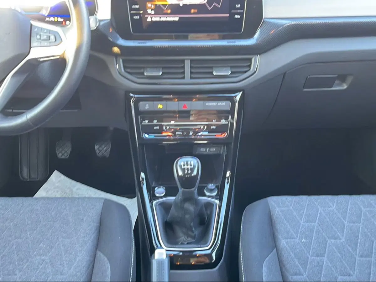 Volkswagen T-Cross usata a Livorno (8)