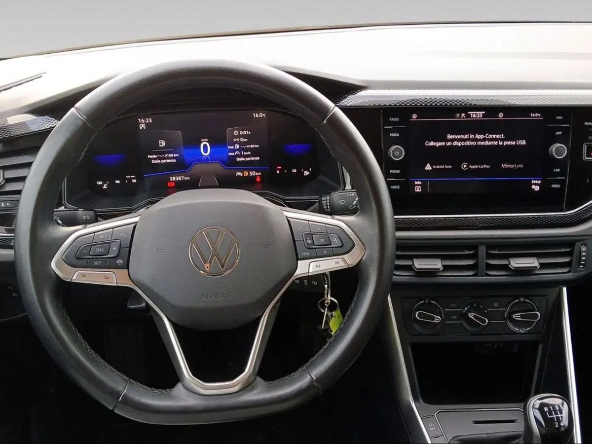Volkswagen Polo usata a Livorno (8)