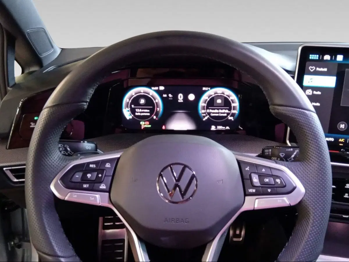 Volkswagen Golf usata a Livorno (10)
