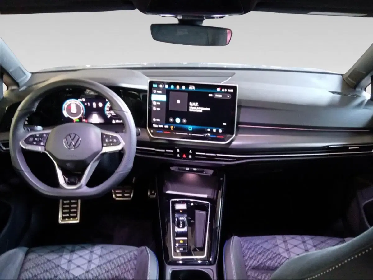 Volkswagen Golf usata a Livorno (14)