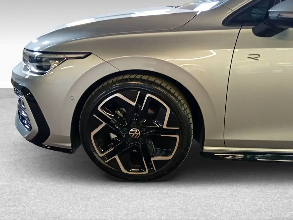 Volkswagen Golf usata a Livorno (4)