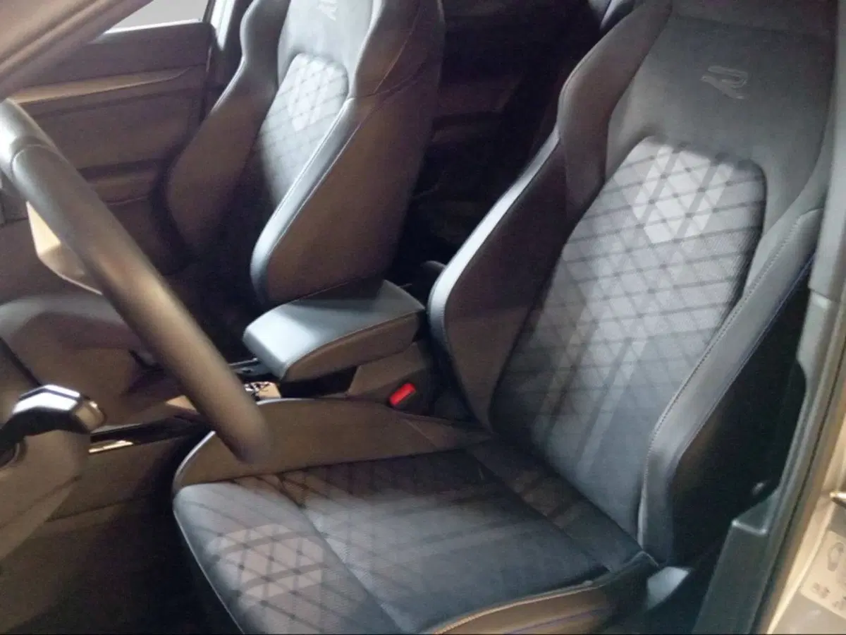 Volkswagen Golf usata a Livorno (8)