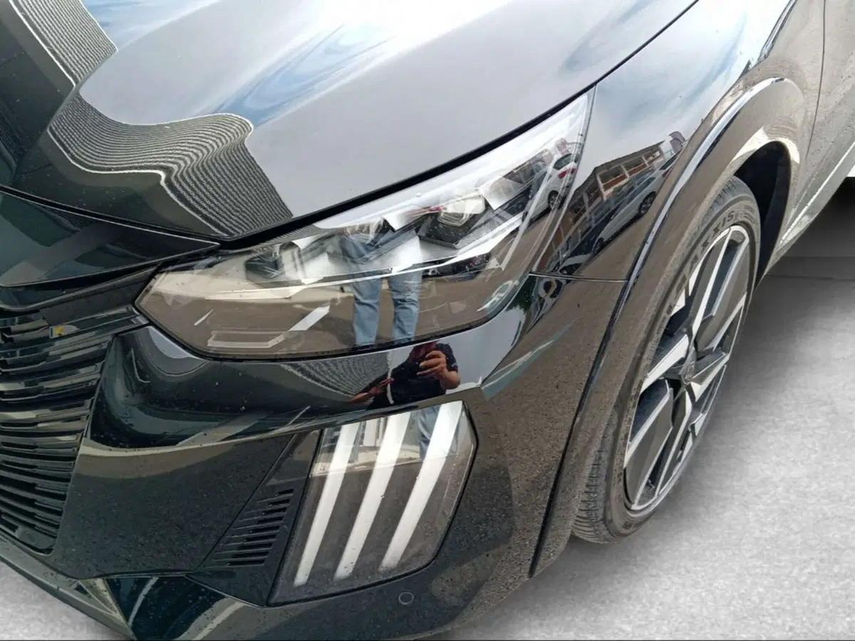 Peugeot 208 usata a Firenze (3)