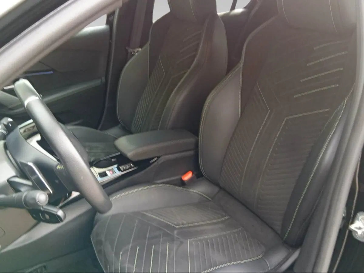 Peugeot 208 usata a Firenze (8)