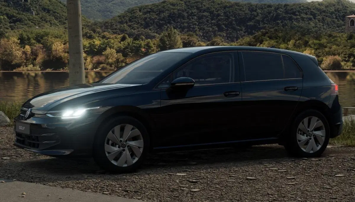 Volkswagen Golf nuova a Bologna (2)