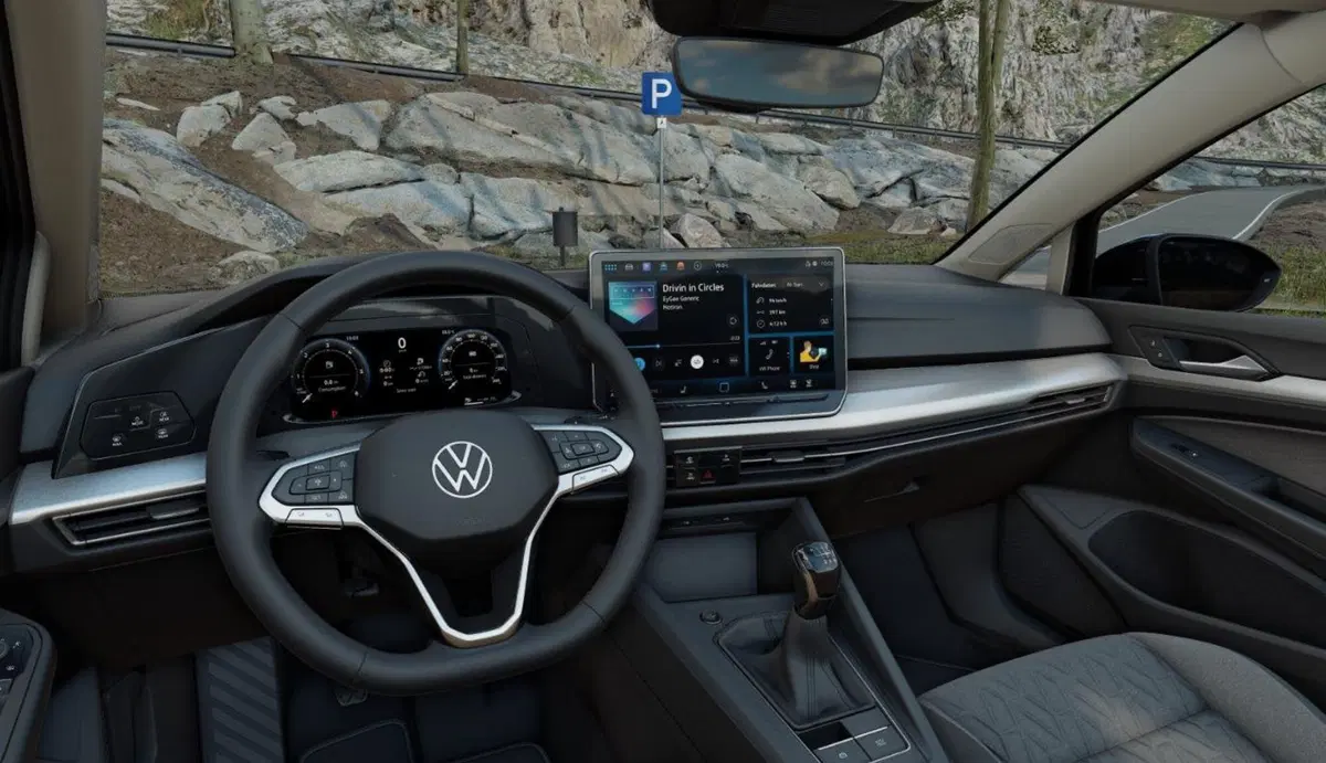 Volkswagen Golf nuova a Bologna (6)