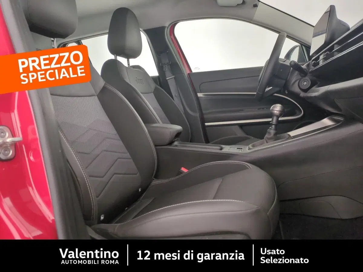 Jeep Avenger usata a Roma (13)