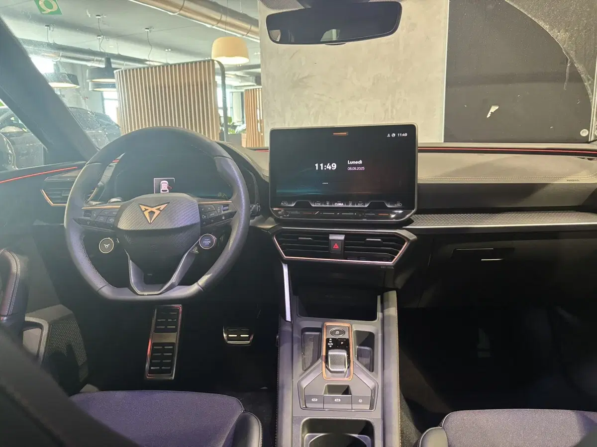 Cupra Leon nuova a Ferrara (14)