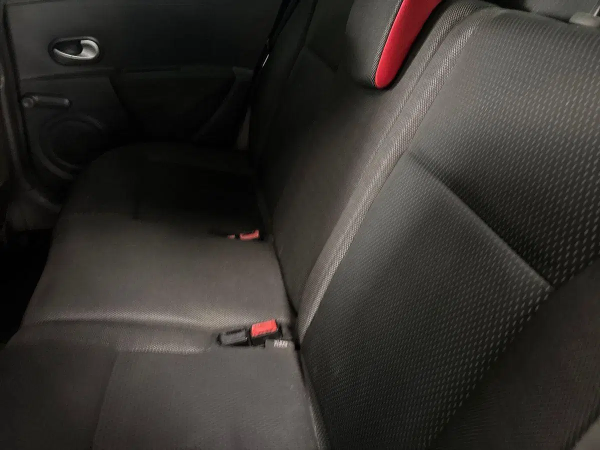 Renault Clio usata a Torino (9)