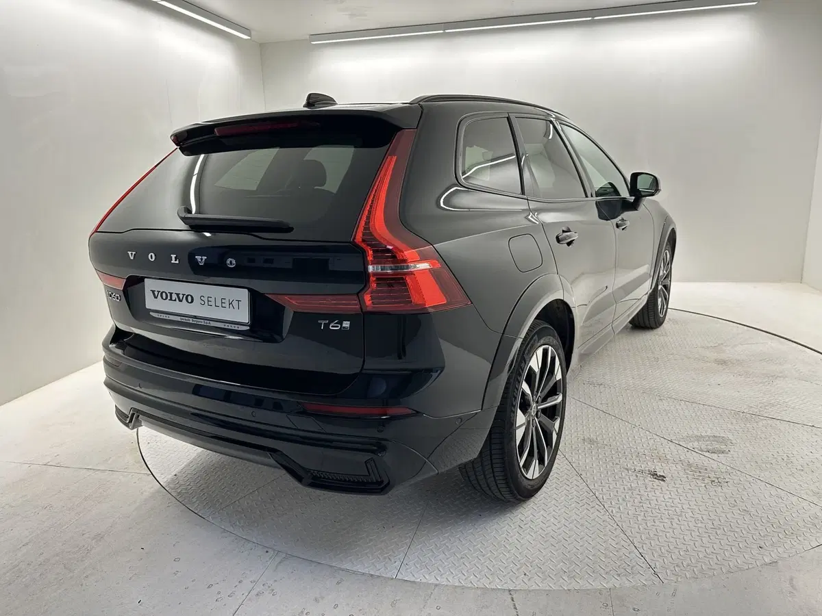 Volvo XC60 usata a Bergamo (2)