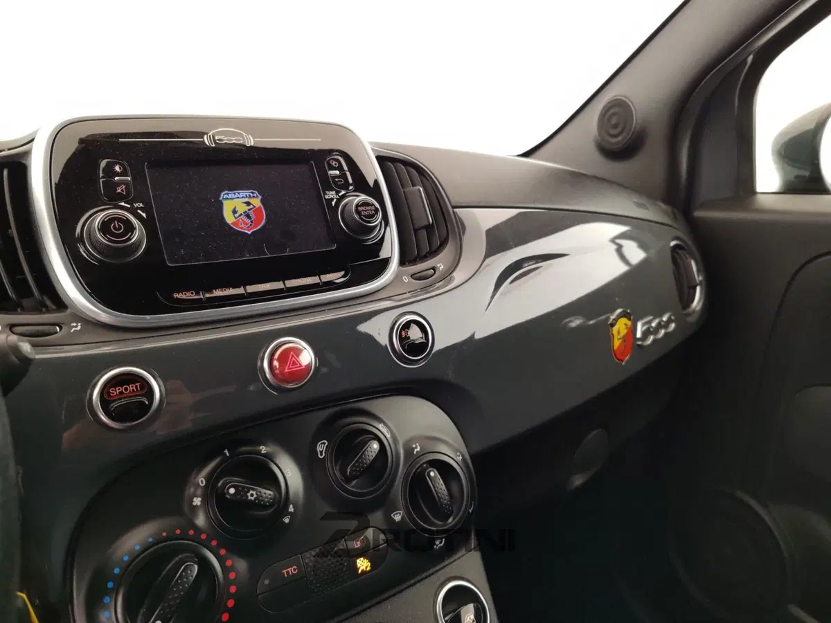 Abarth 595 usata a Massa-Carrara (13)