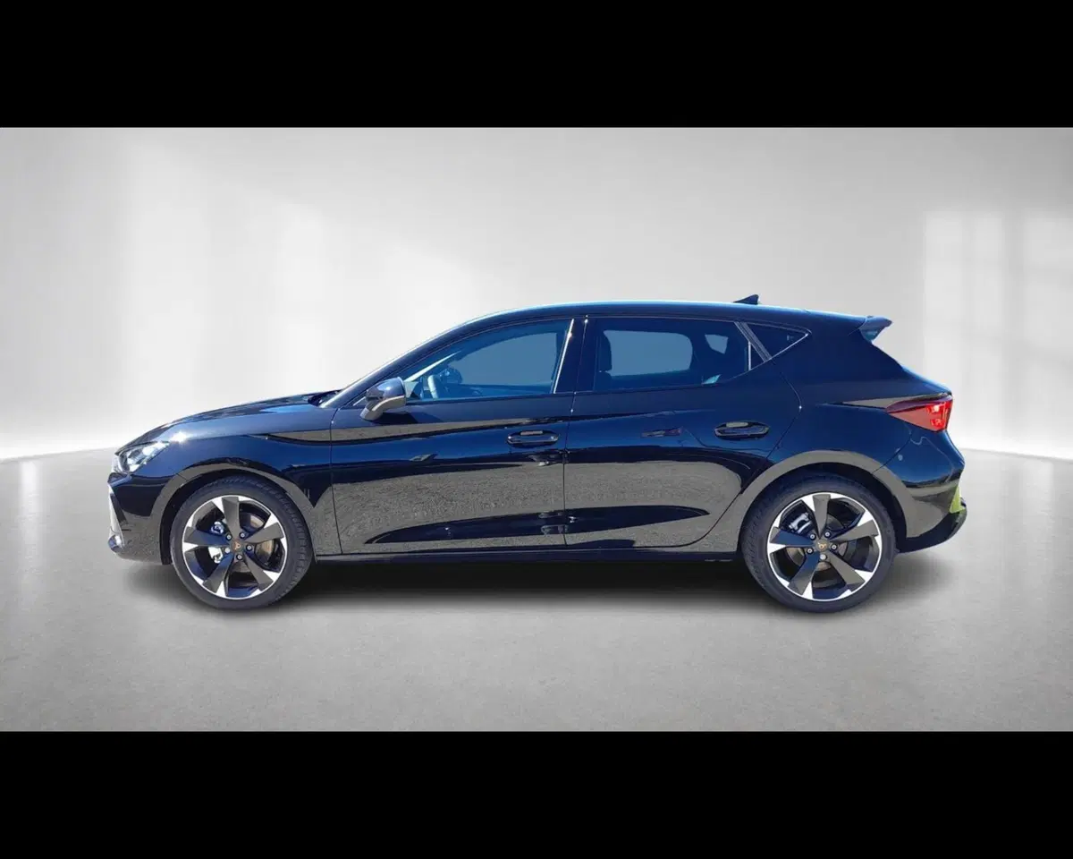 Cupra Leon nuova a Ravenna (3)