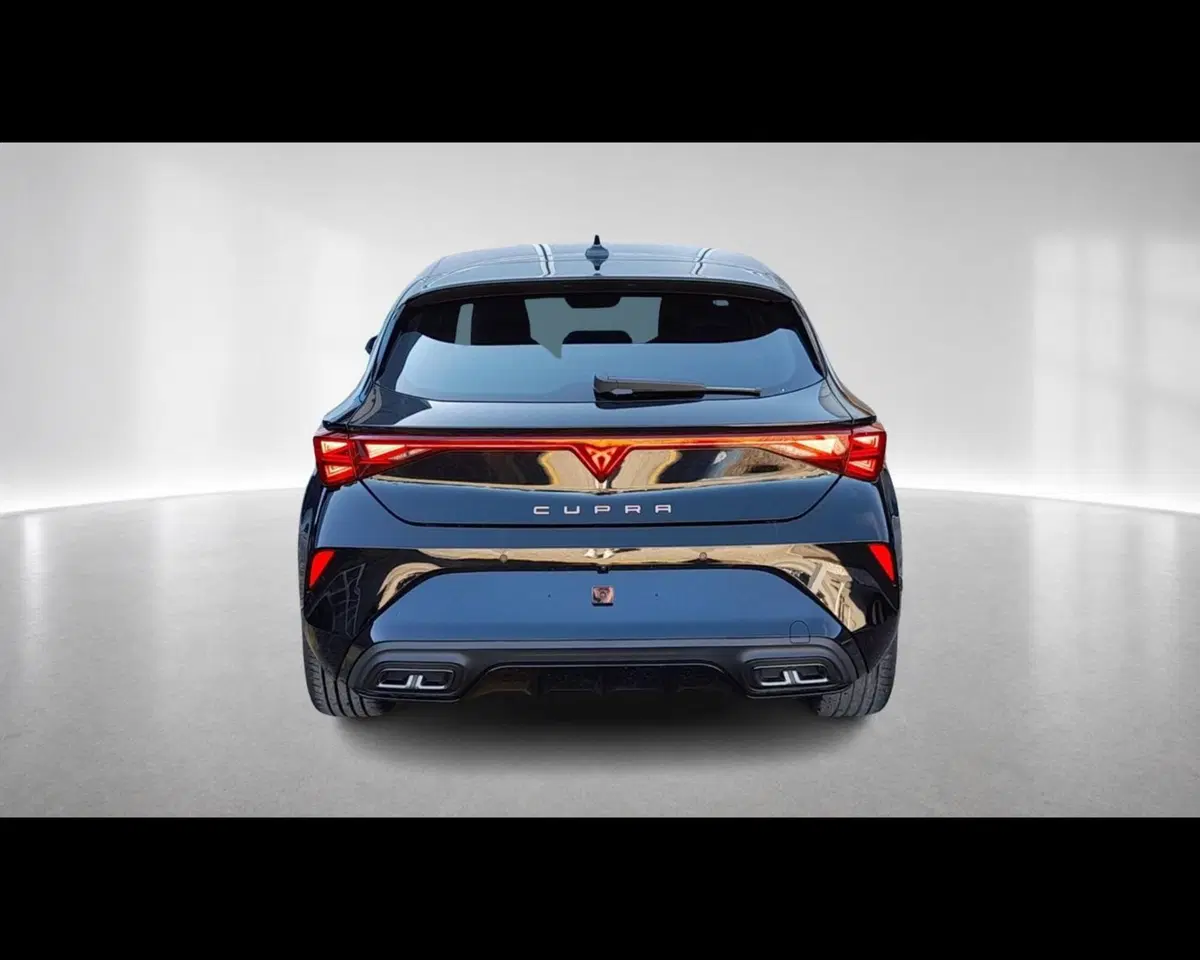 Cupra Leon nuova a Ravenna (7)