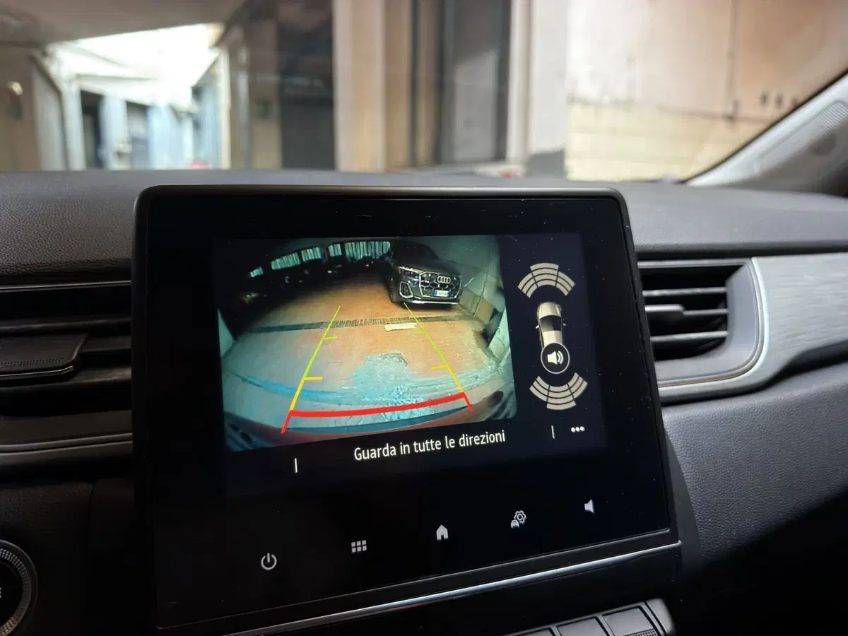 Renault Captur usata a Milano (14)
