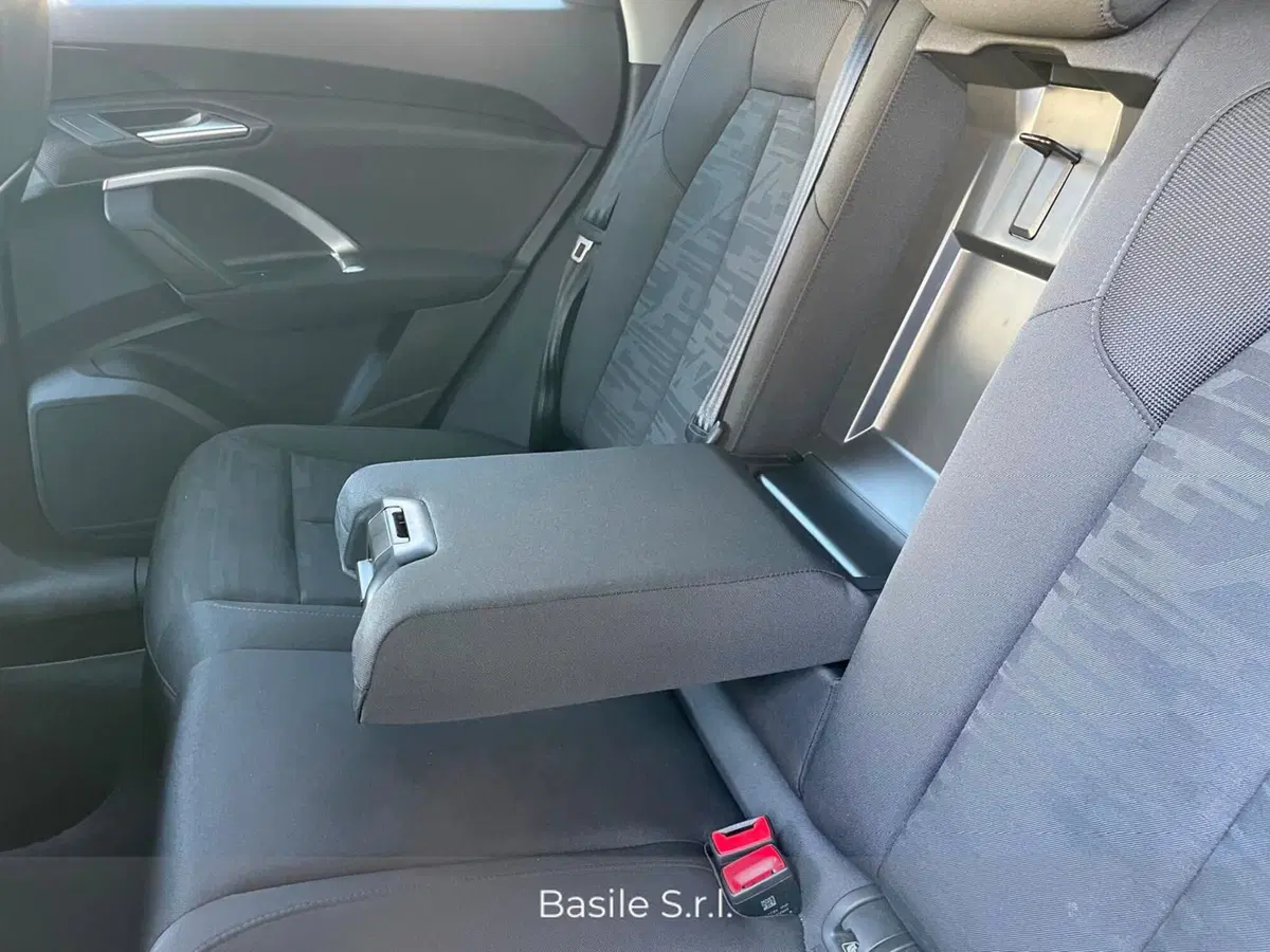 Audi Q5 usata a Taranto (8)