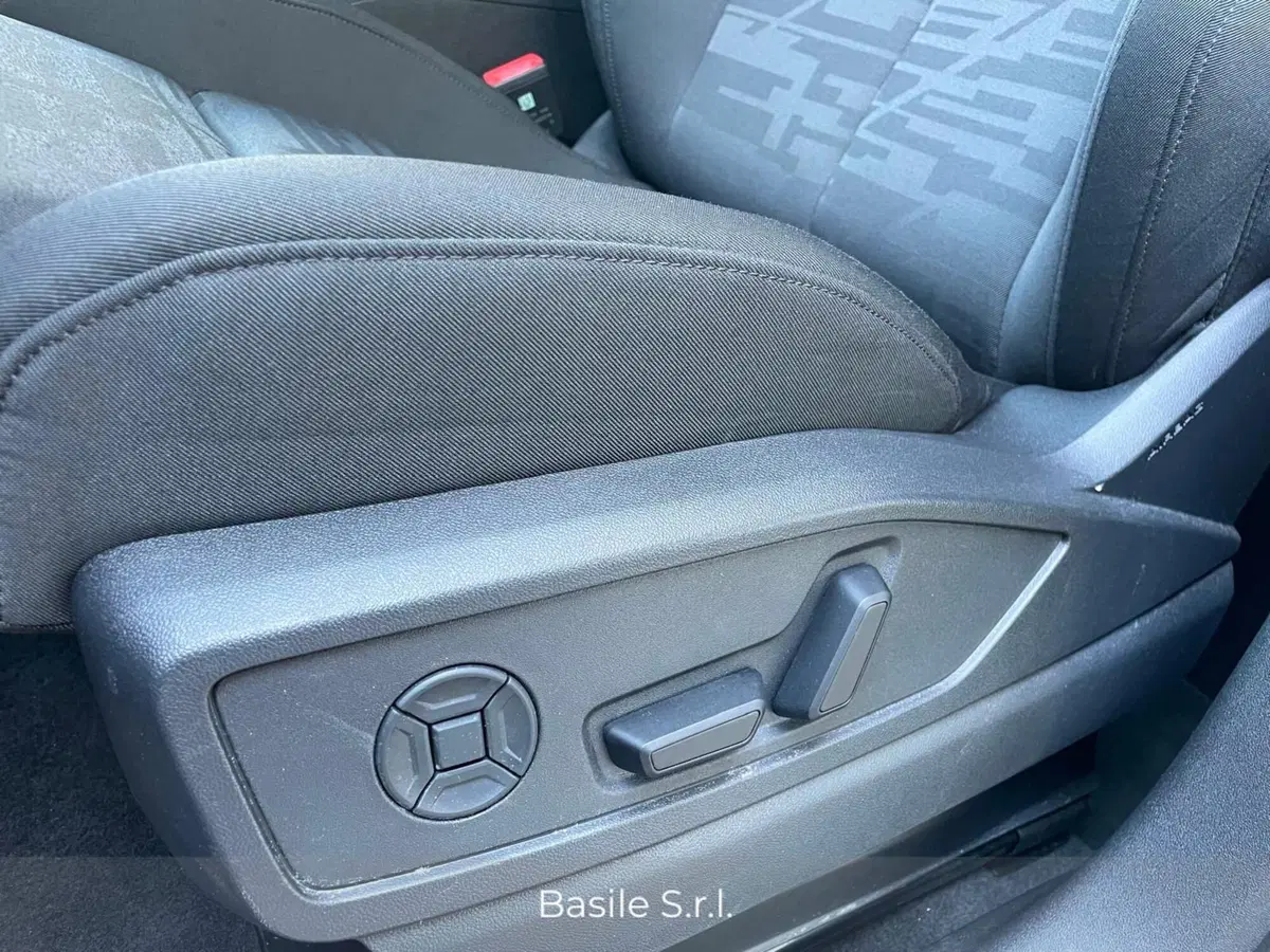 Audi Q5 usata a Taranto (9)
