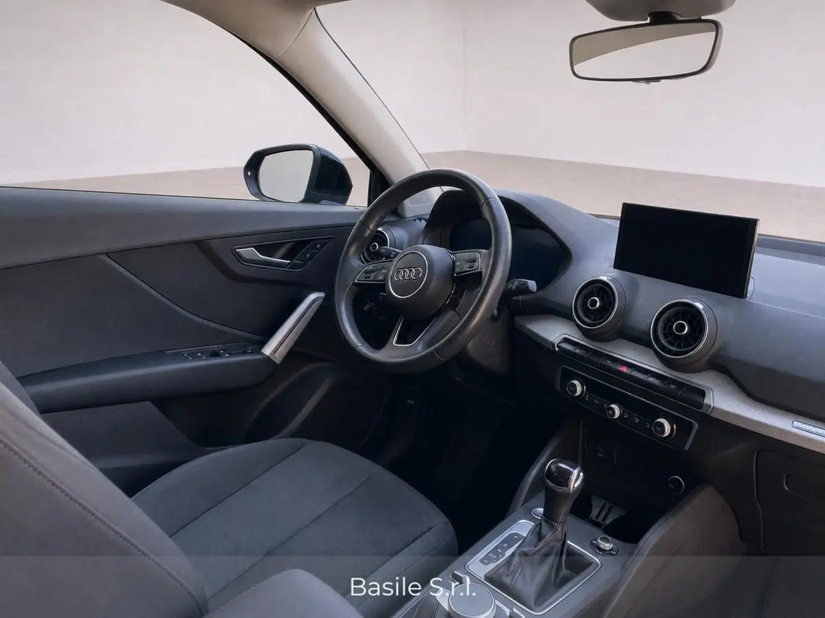 Audi Q2 usata a Taranto (6)
