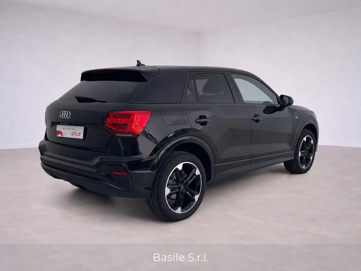 Audi Q2 nuova a Taranto (2)
