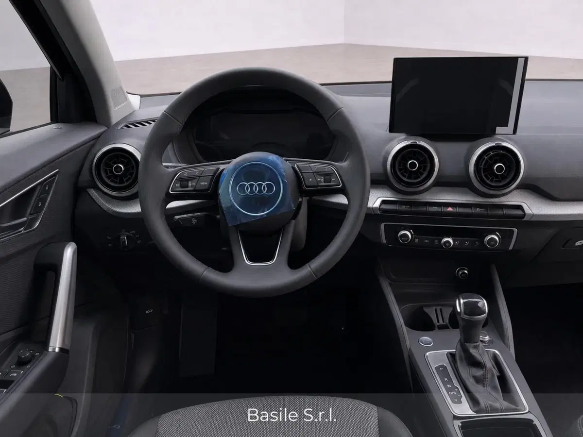 Audi Q2 nuova a Taranto (5)