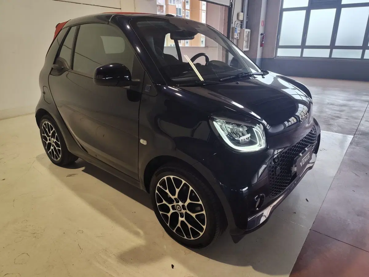 smart Fortwo Cabrio usata a Milano (8)